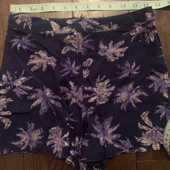 Two piece set - Picture 7 of 7